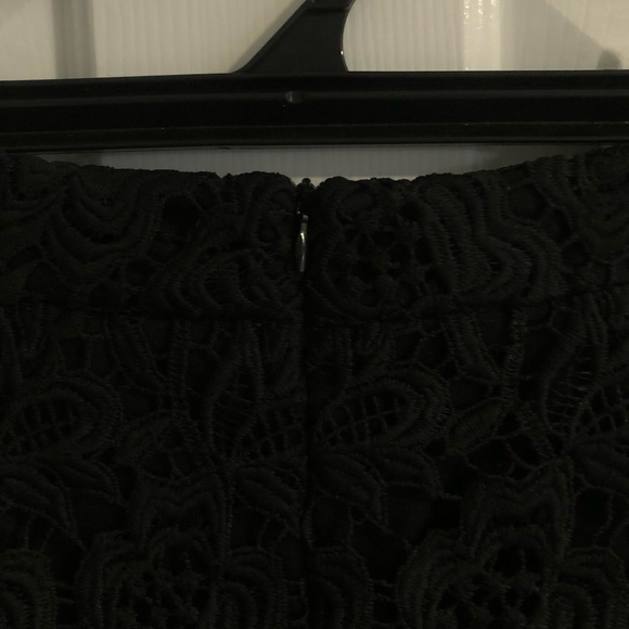 GIRLS ON FILM, Women’s Black Embroided Pencil Skirt, Size 8/S, Midi, Lace Detail - Picture 4 of 9